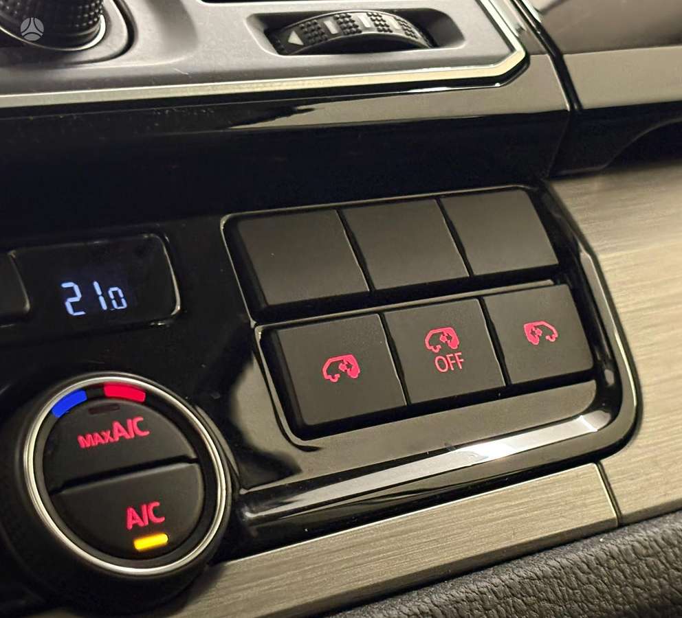 Volkswagen Multivan, 2.0 l., Минивэн