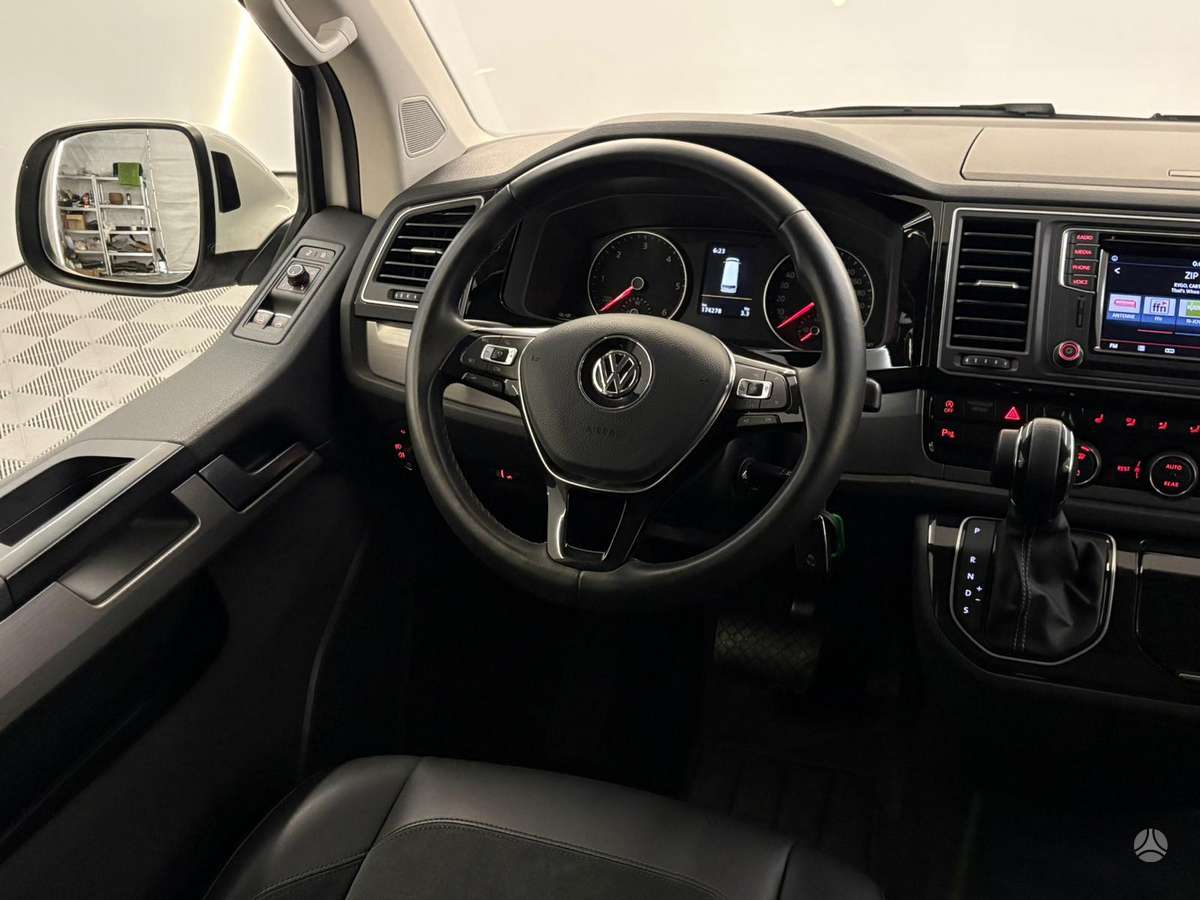 Volkswagen Multivan, 2.0 l., Минивэн