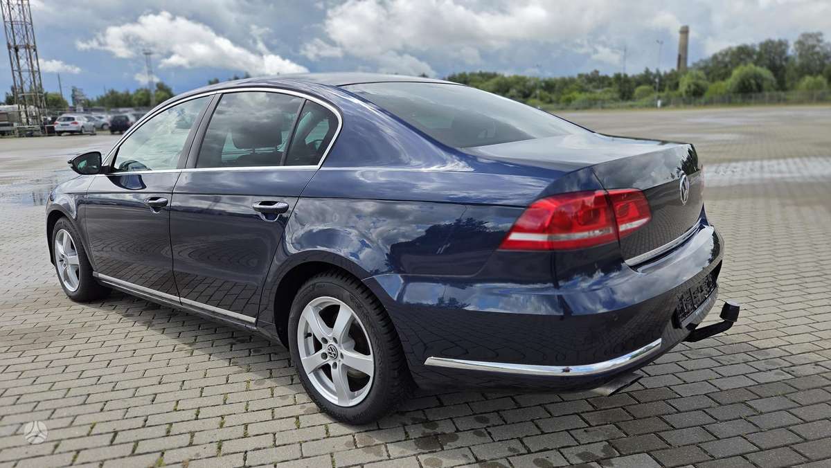 Volkswagen Passat - 3