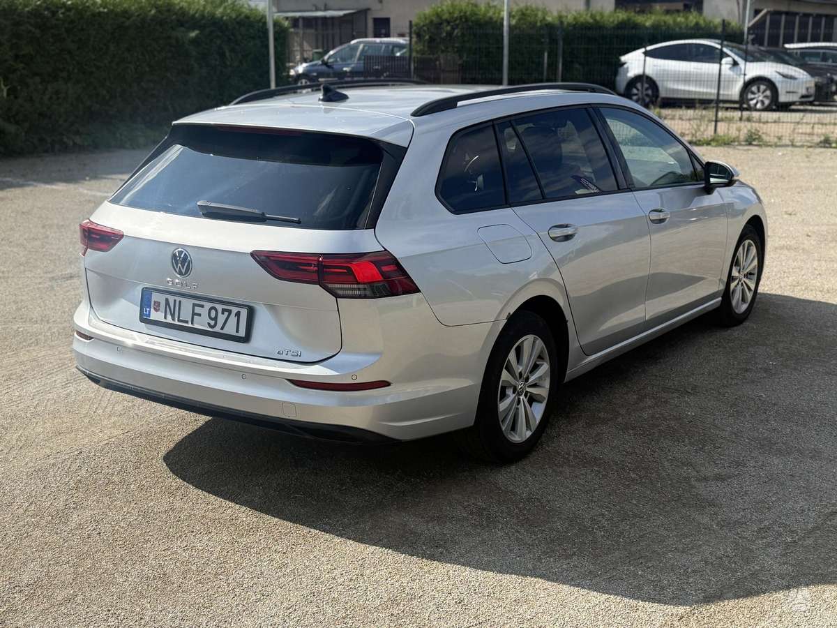 Volkswagen Golf - 4