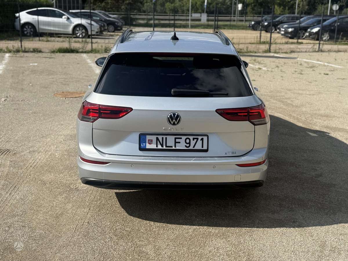 Volkswagen Golf - 5