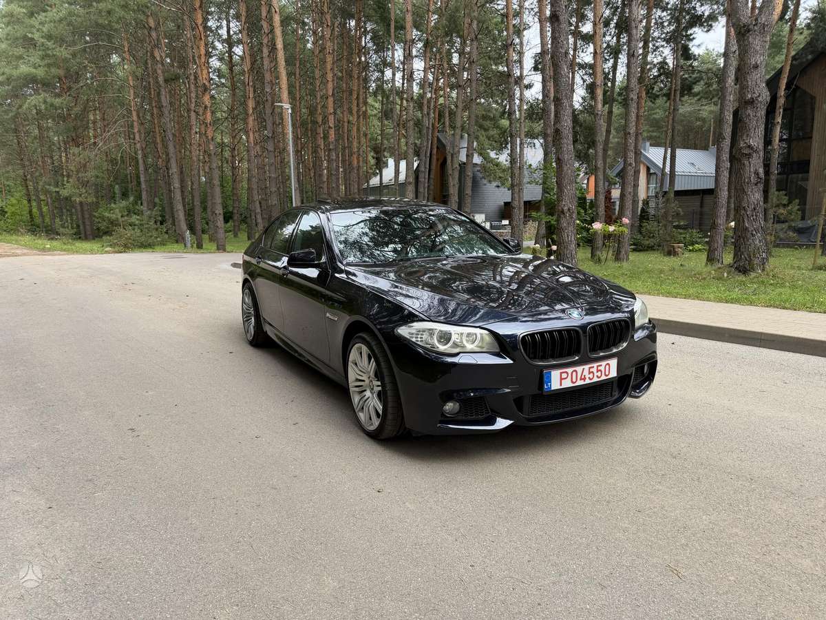 BMW 535, saloon / sedan