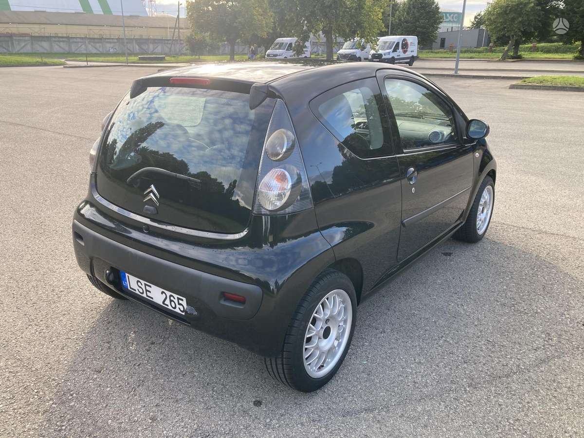 Citroen C1, 1.0 l., Хэтчбек
