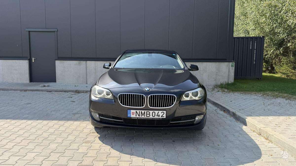 BMW 530, 3.0 l., Седан