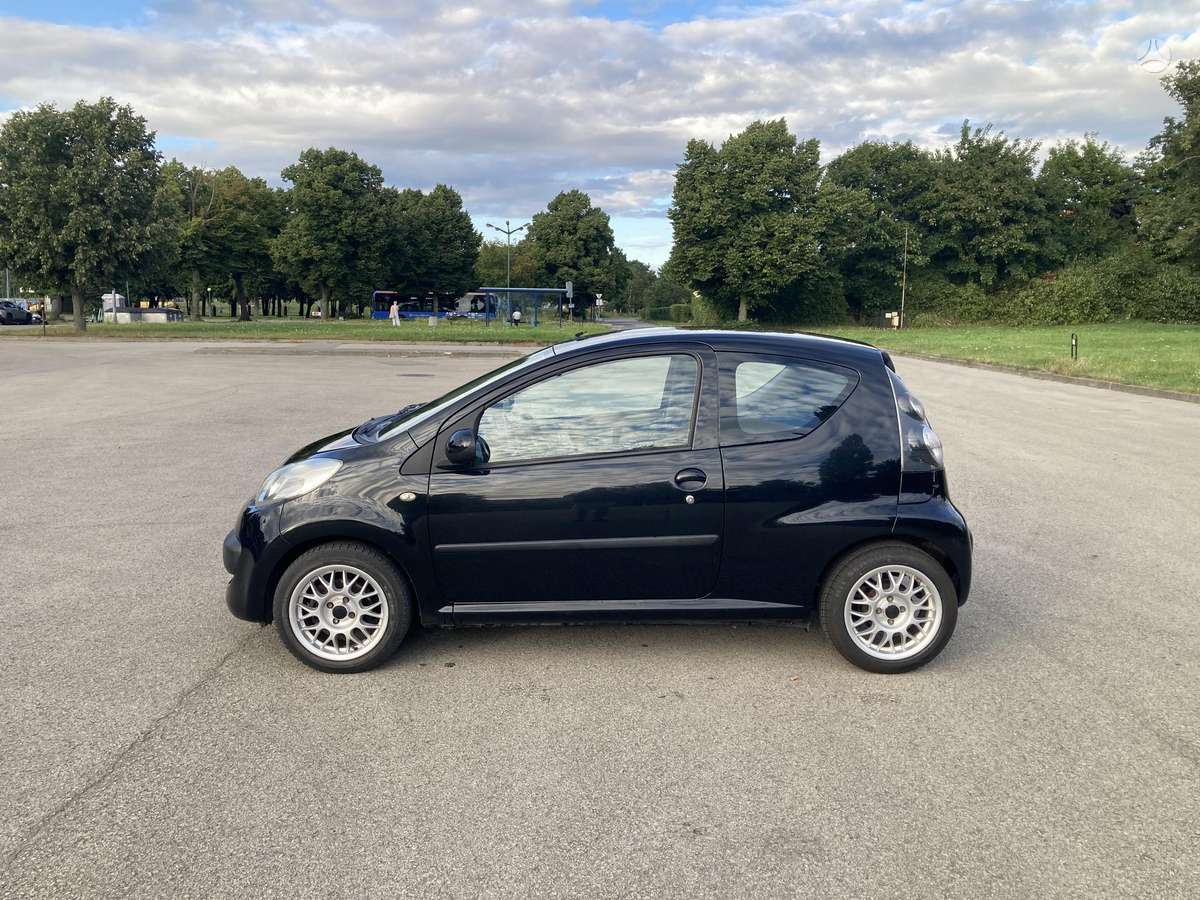 Citroen C1, 1.0 l., hatchback