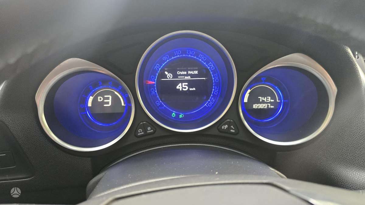 Citroen DS4, 1.6 l., hatchback