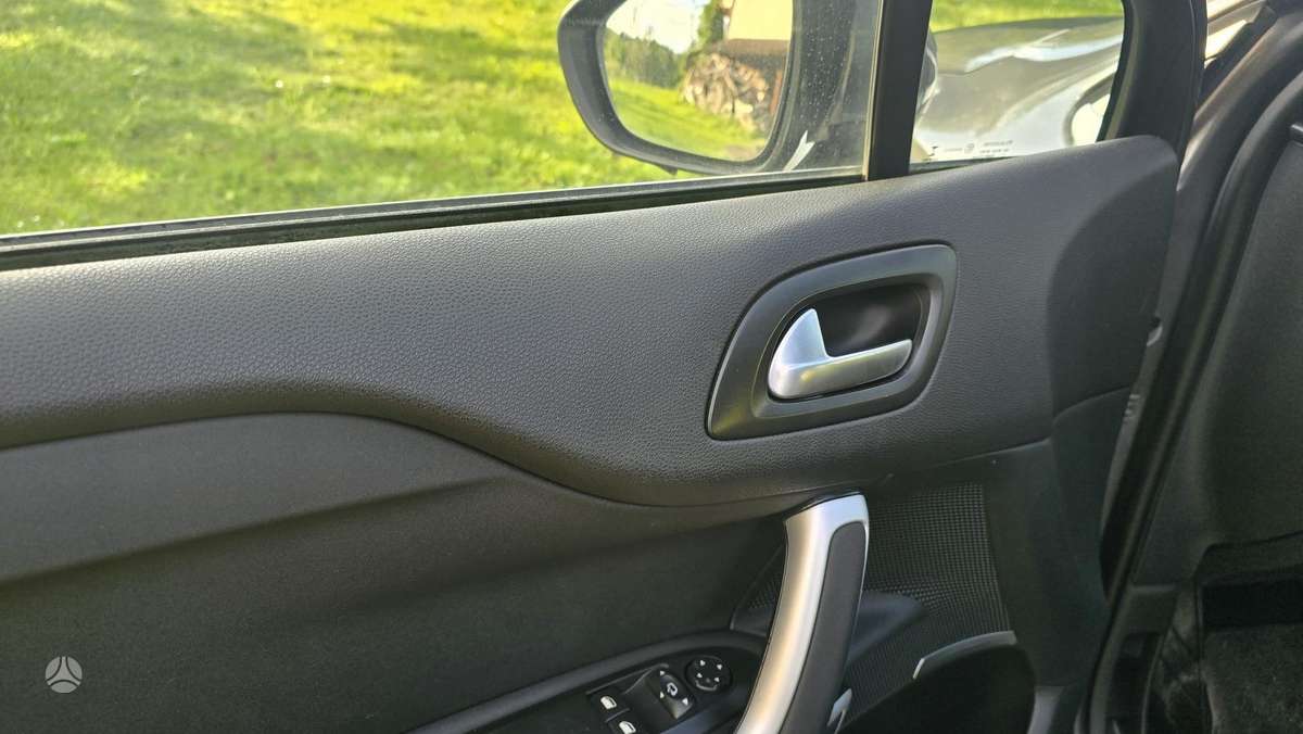 Citroen DS4, 1.6 l., Хэтчбек