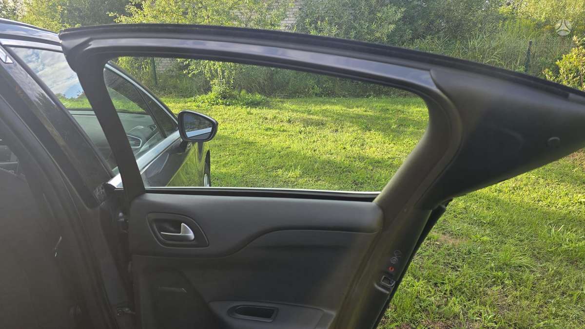 Citroen DS4, 1.6 l., hatchback
