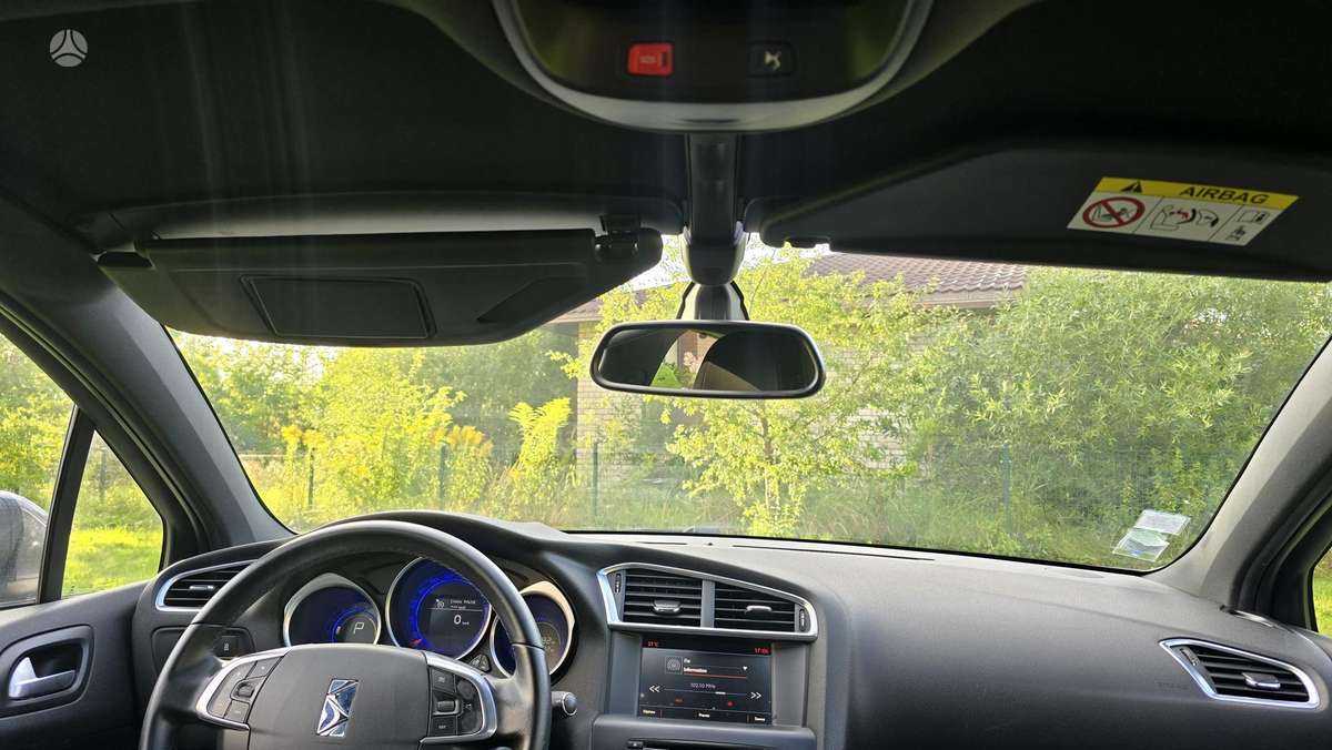 Citroen DS4, 1.6 l., hatchback