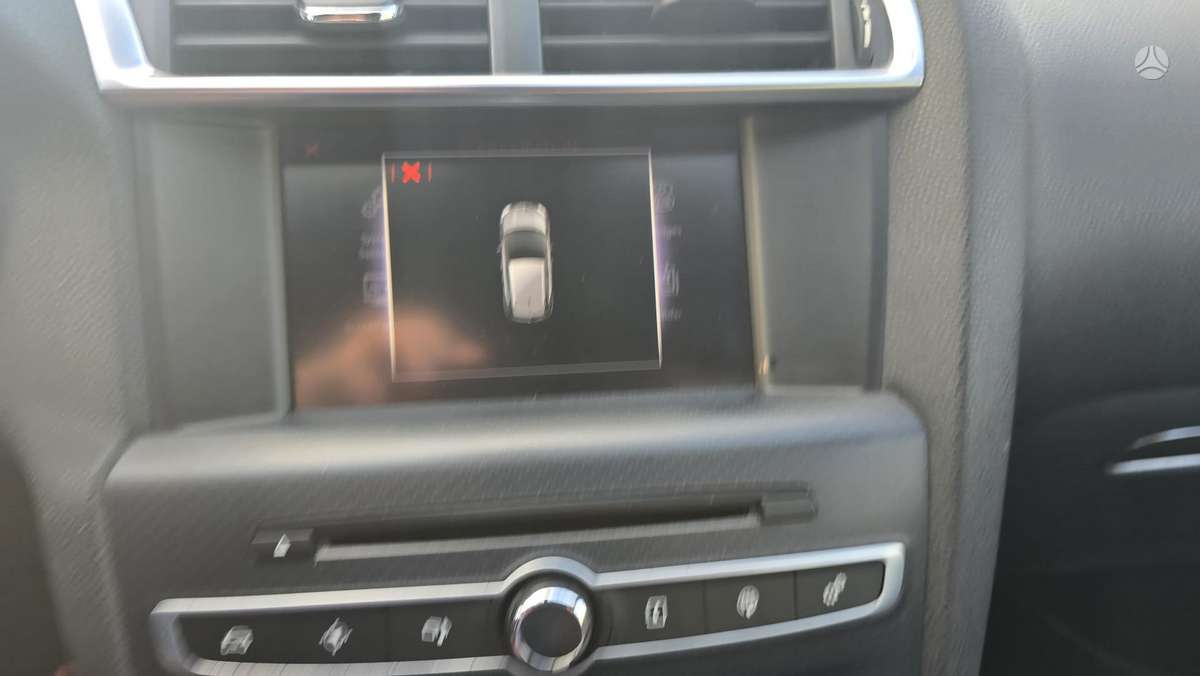 Citroen DS4, 1.6 l., hatchback