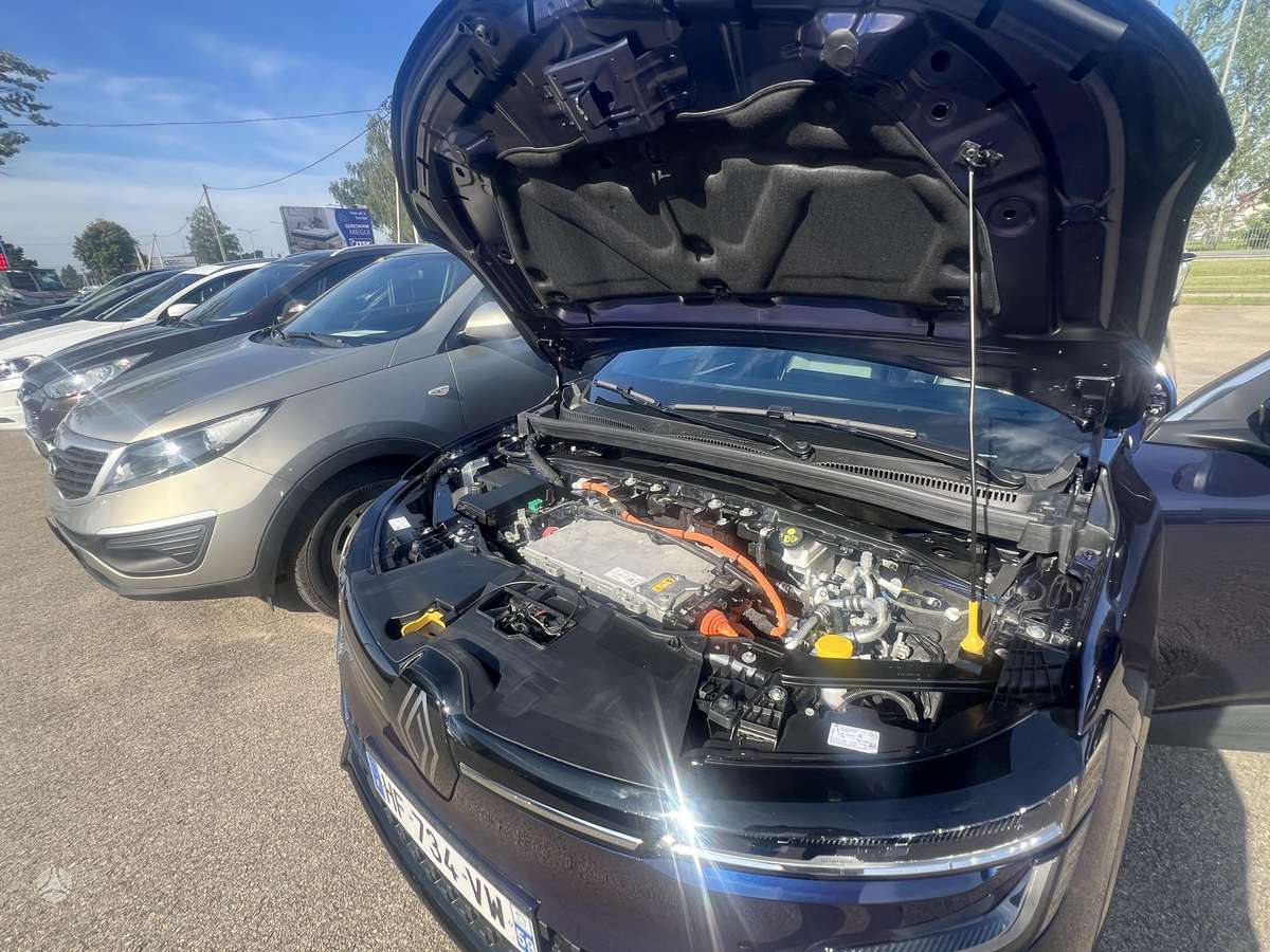 Renault Megane E-Tech, 52 kWh, hatchback