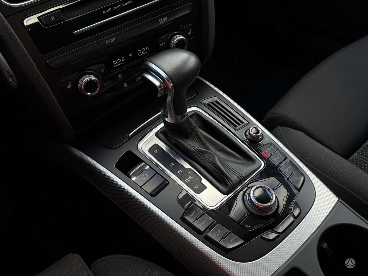 Audi A4, 2.0 l., Универсал