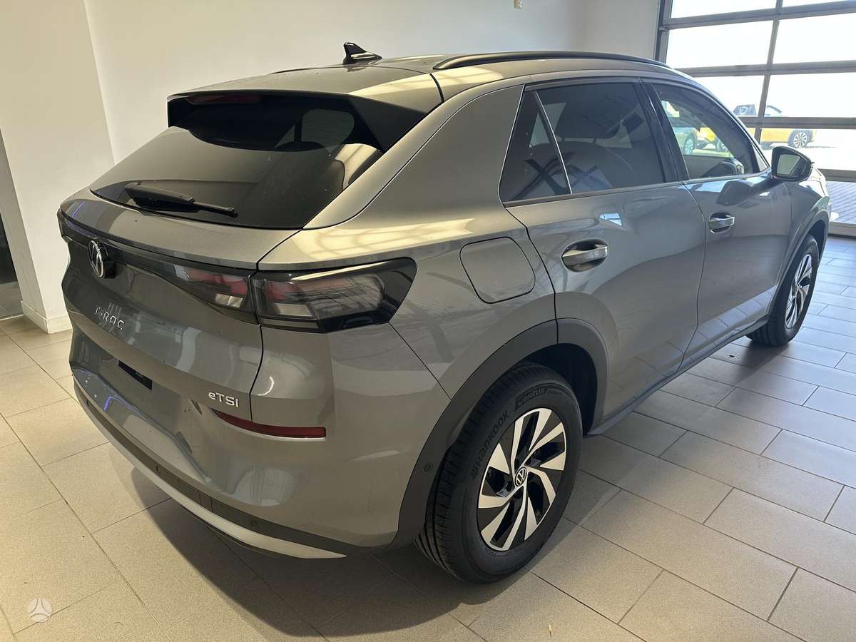Volkswagen T-Roc - 5