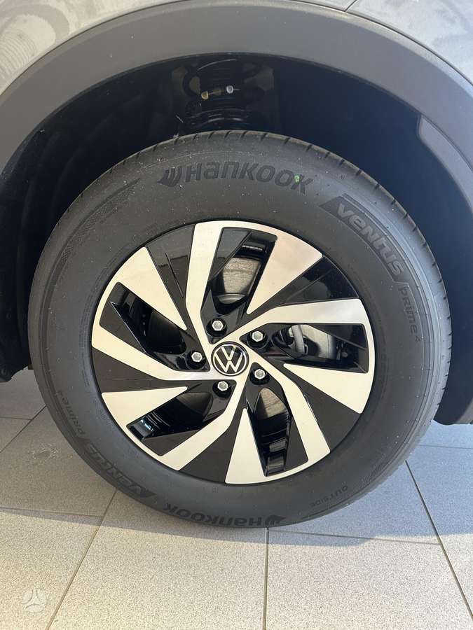 Volkswagen T-Roc - 4