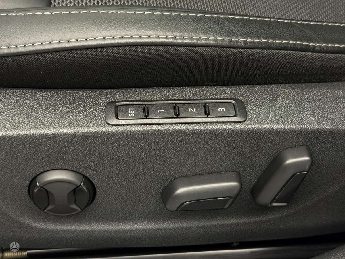 Škoda Octavia - 12