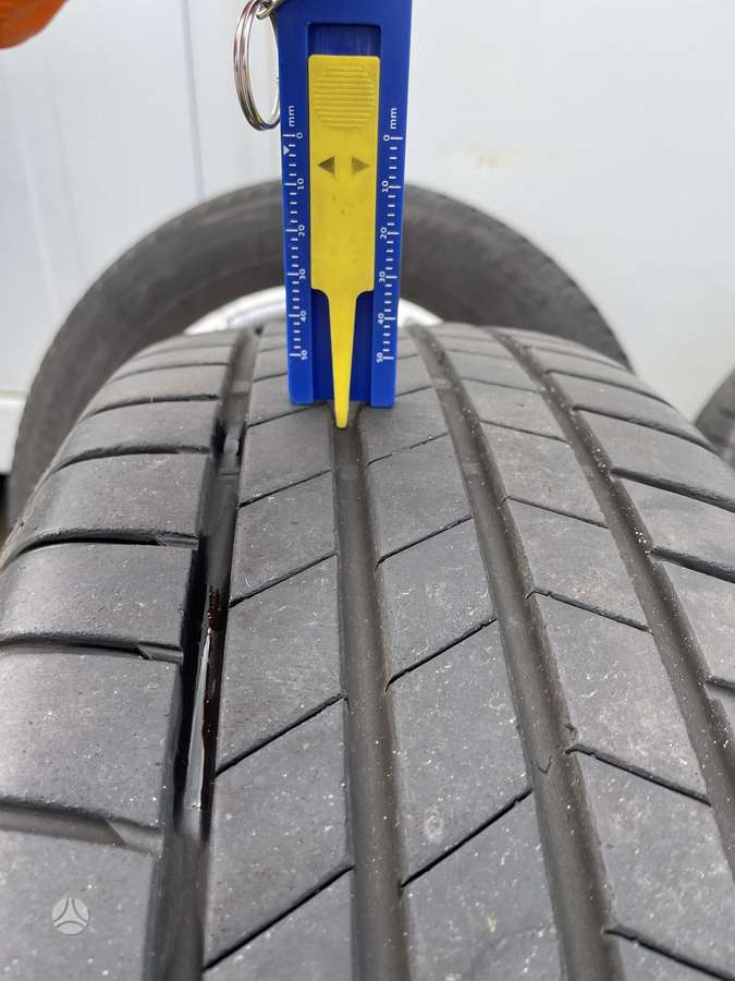 Audi 8U0601025, light alloy, R16