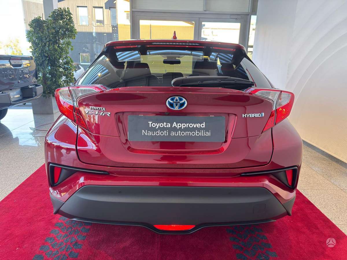 Toyota C-HR - 6