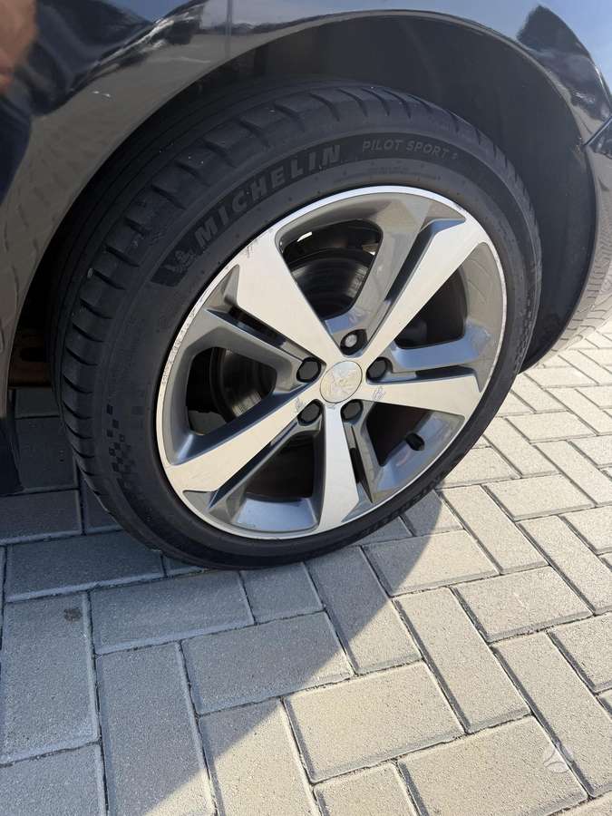Peugeot 308, 1.2 l., Универсал
