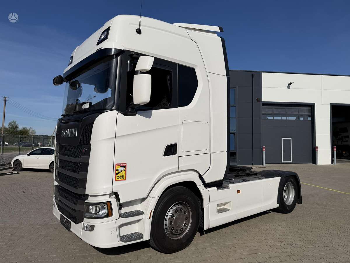 Scania S500 A4X2NA, double sleeper