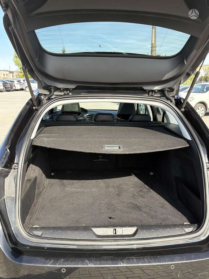 Peugeot 308, 1.2 l., Универсал