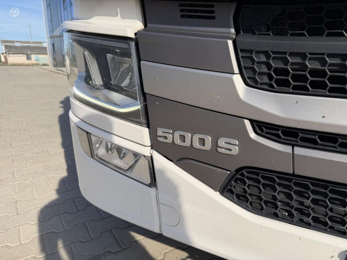 Scania S500 A4X2NA, double sleeper