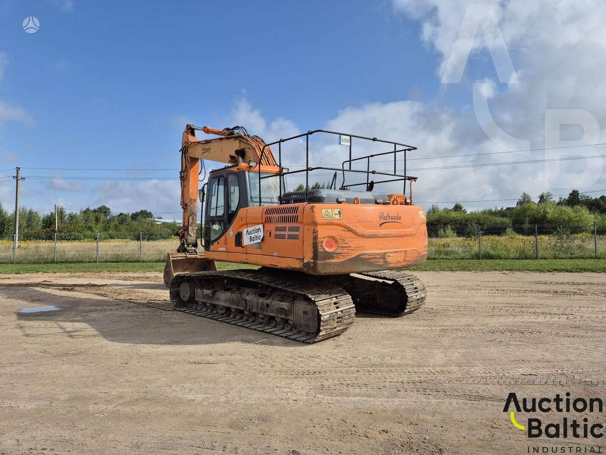Doosan DX 225 LC, ekskavatoriai