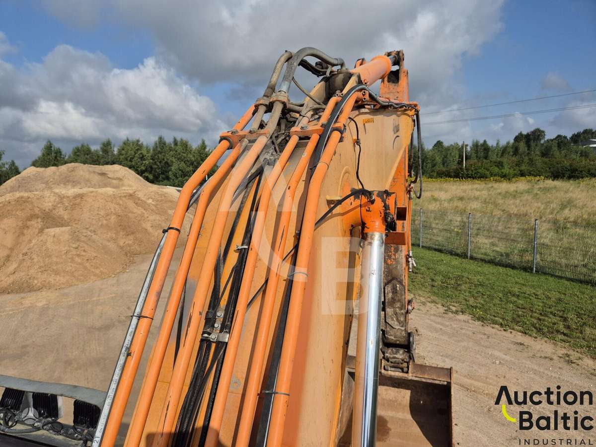 Doosan DX 225 LC, ekskavatoriai