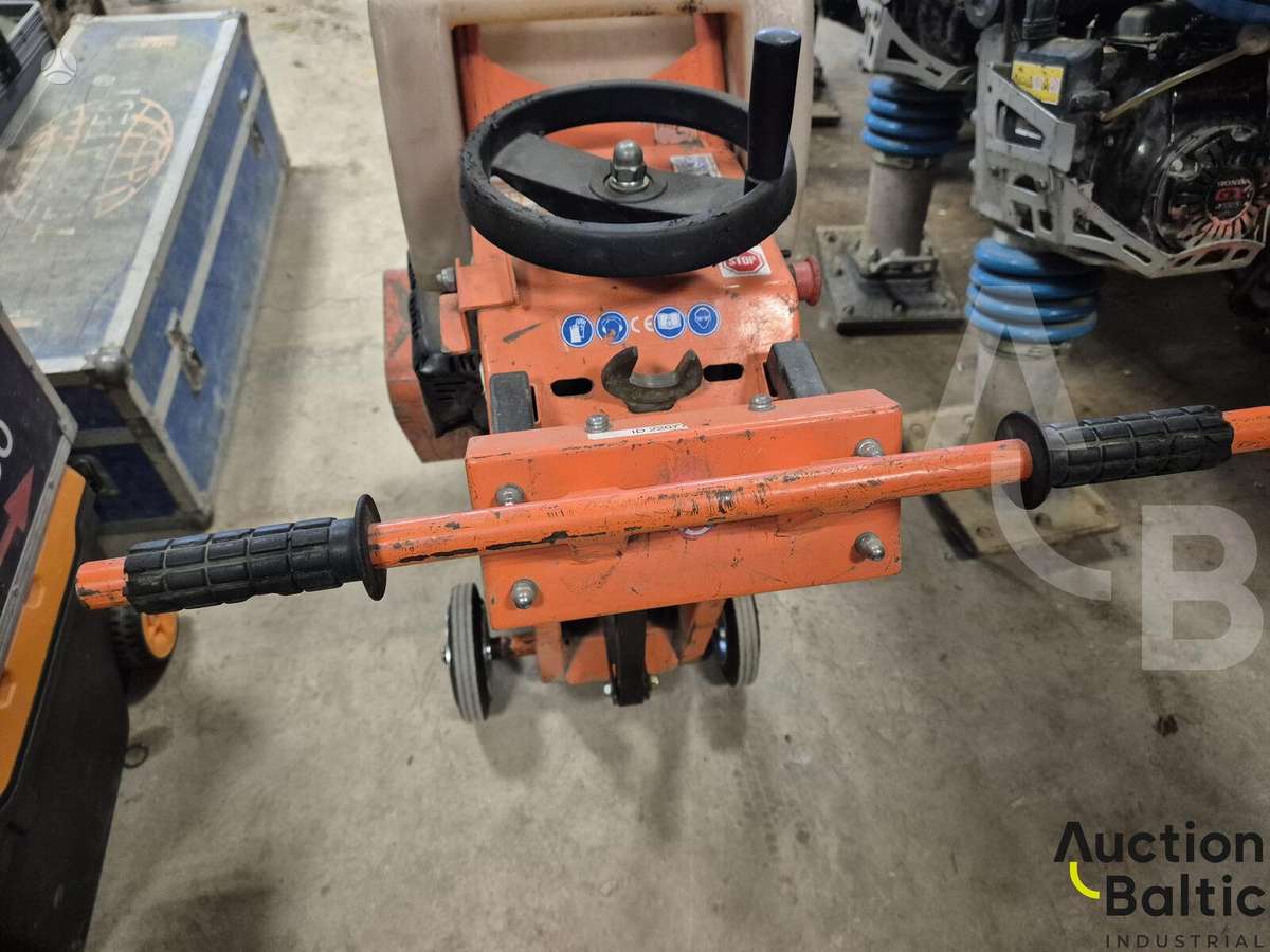 -Kita- CS 451, millers / cold planers