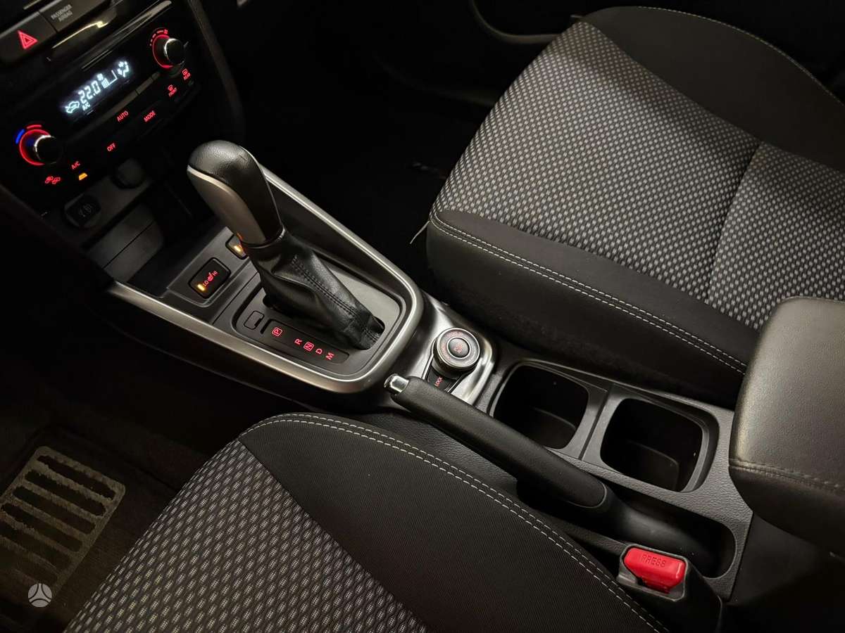 Suzuki Vitara - 3
