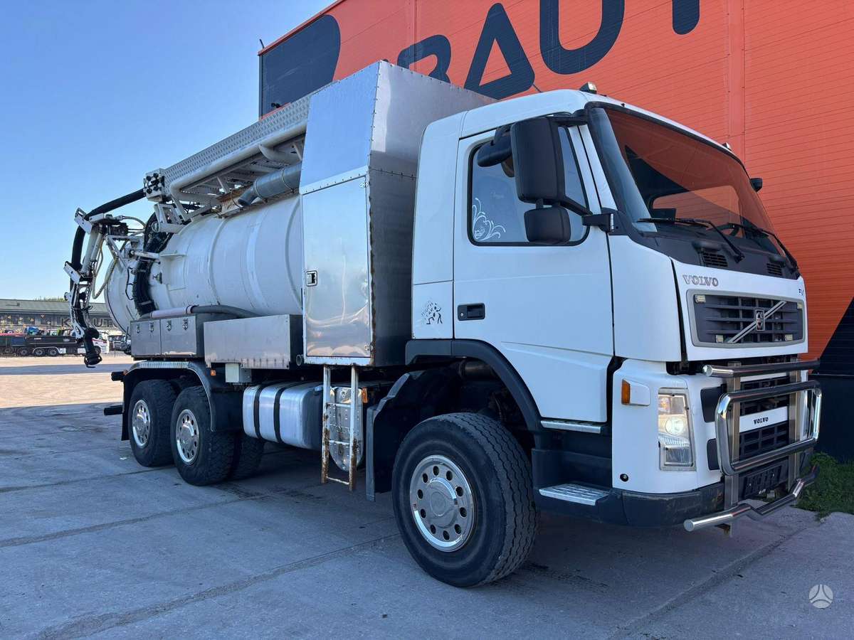 Volvo FM 300 6x6, other