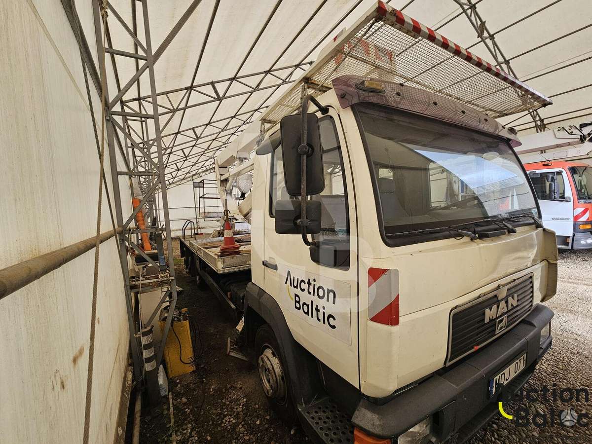 MAN L2000, autopacēlāji