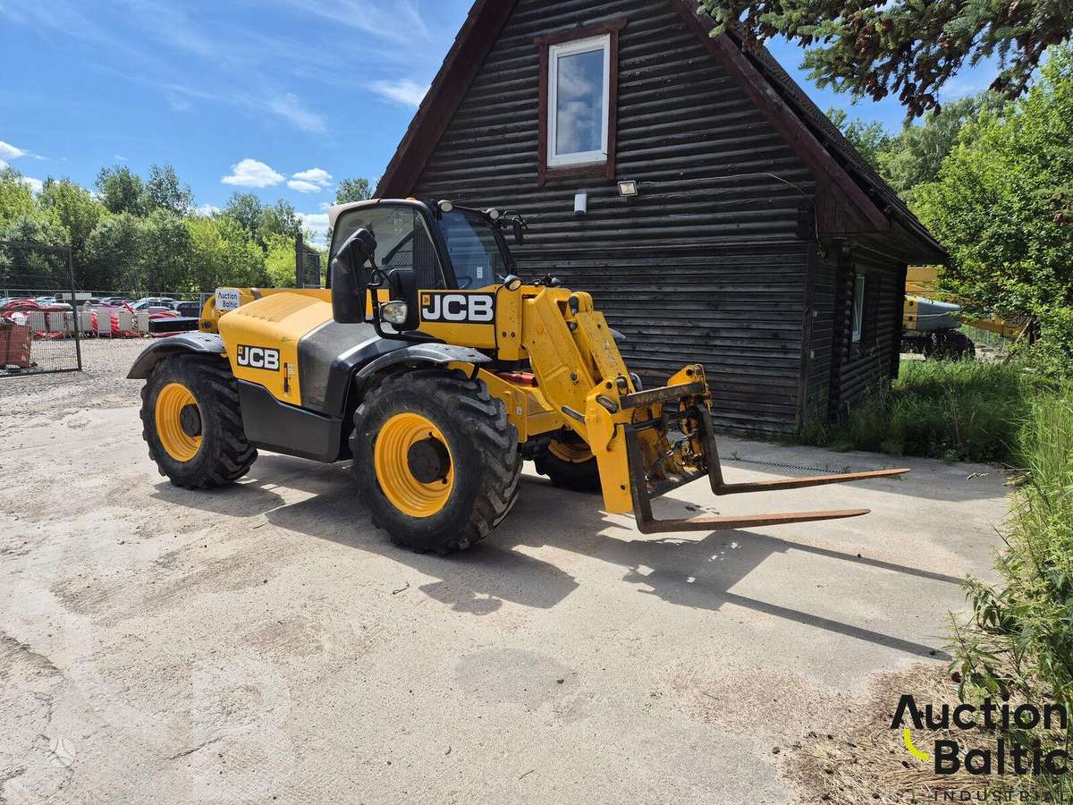 JCB 541-70, forklifts
