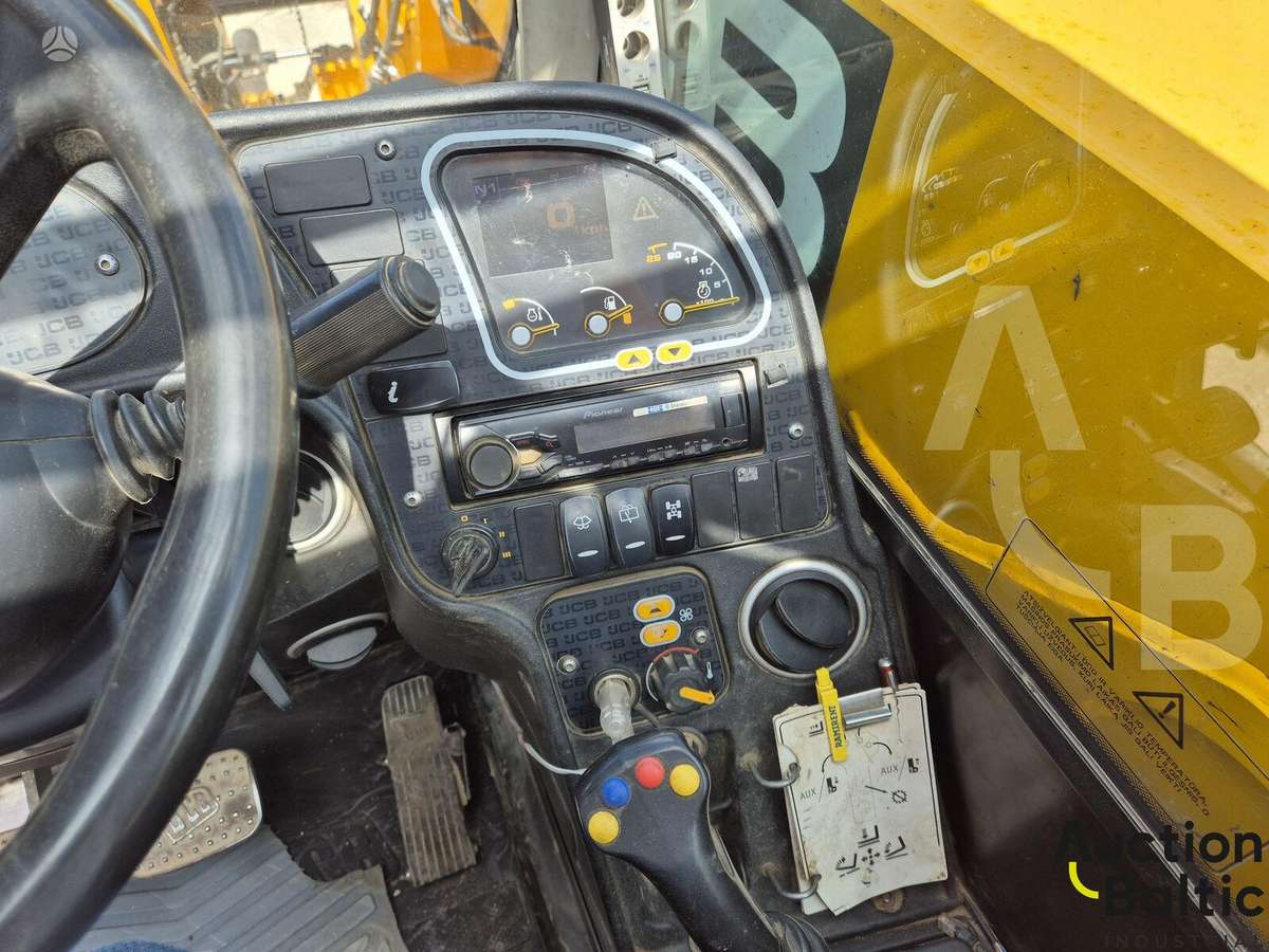 JCB 541-70, forklifts