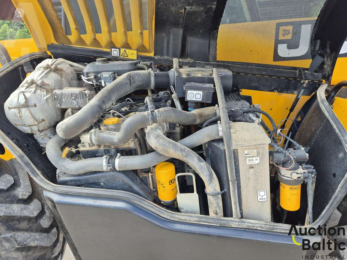 JCB 541-70, вилочные погрузчики