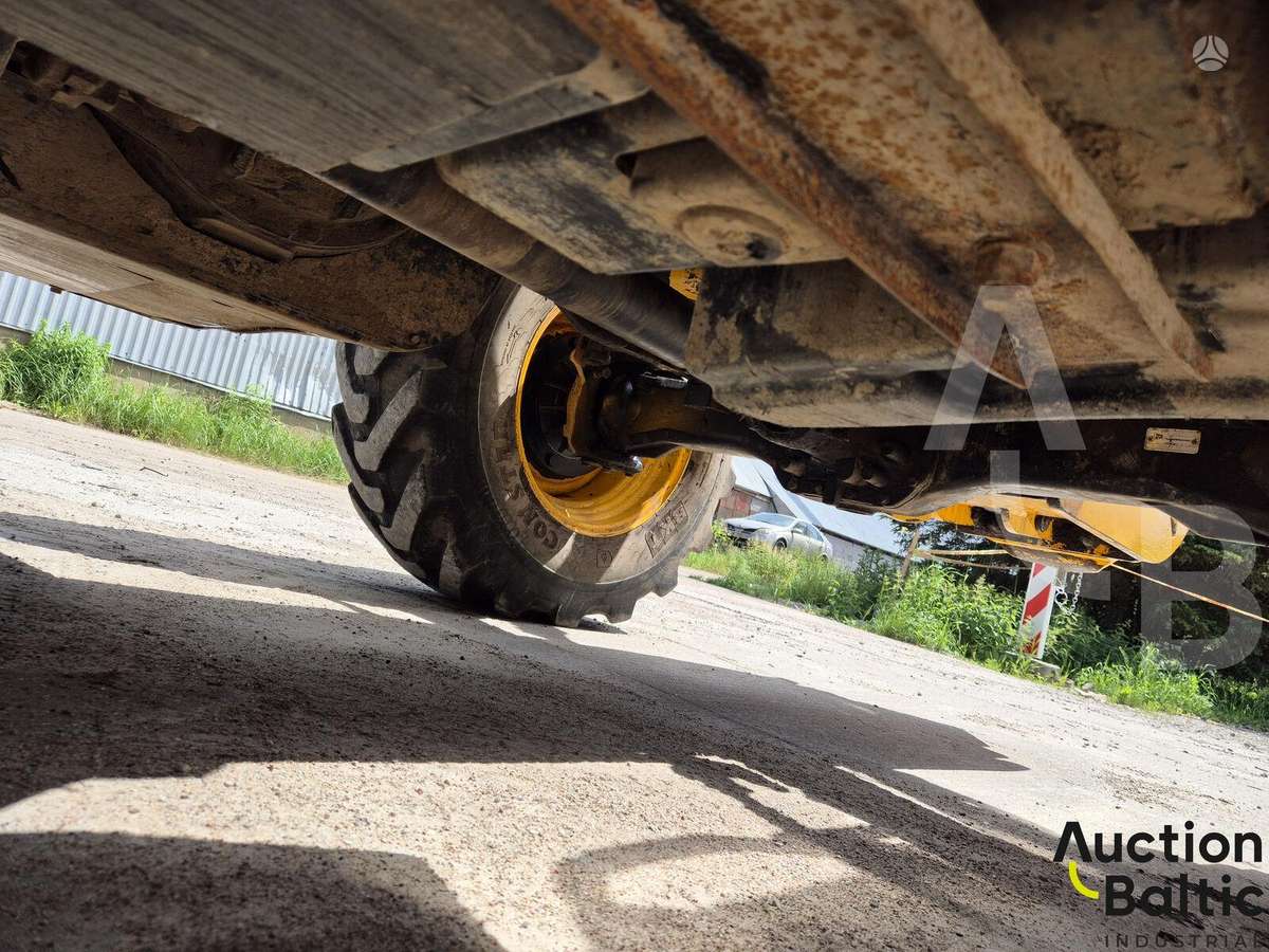 JCB 541-70, forklifts
