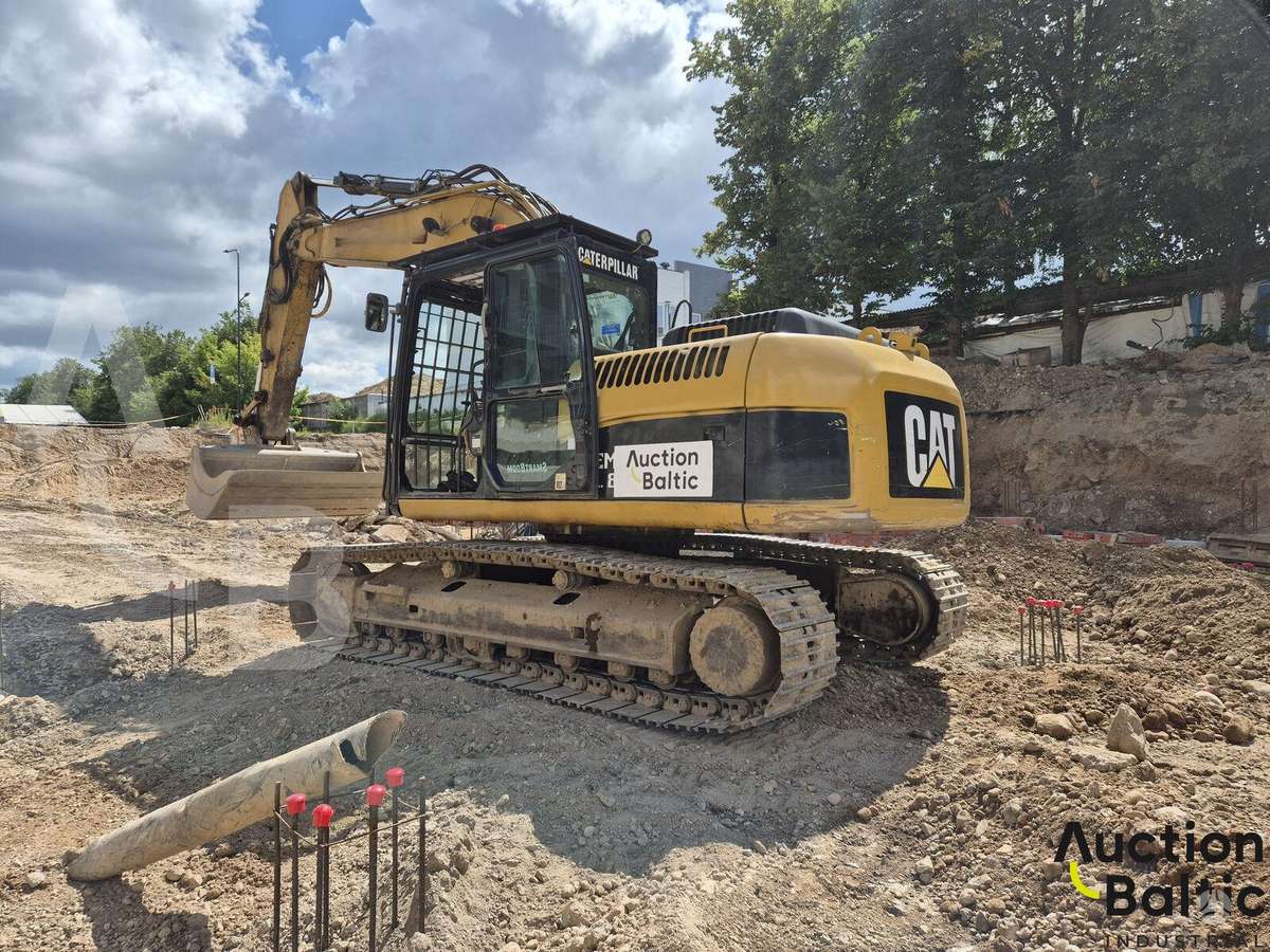 Caterpillar 319 D, ekskavatoriai