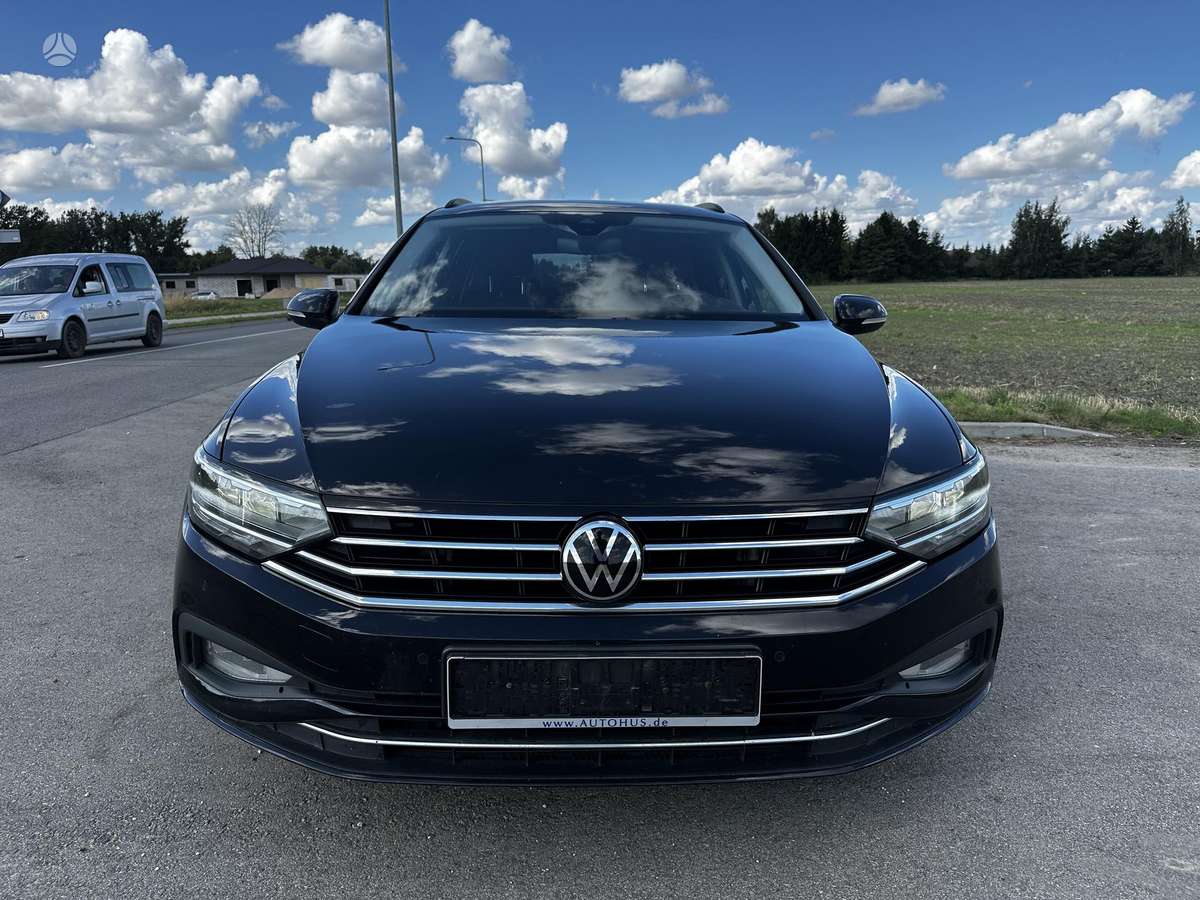 Volkswagen Passat - 2