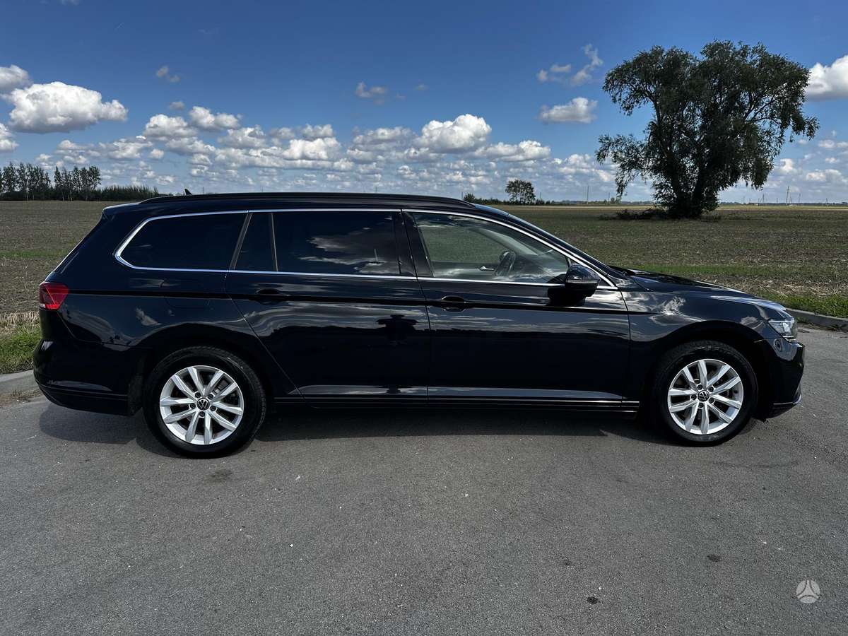 Volkswagen Passat - 4
