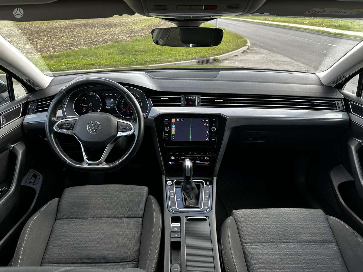 Volkswagen Passat - 9