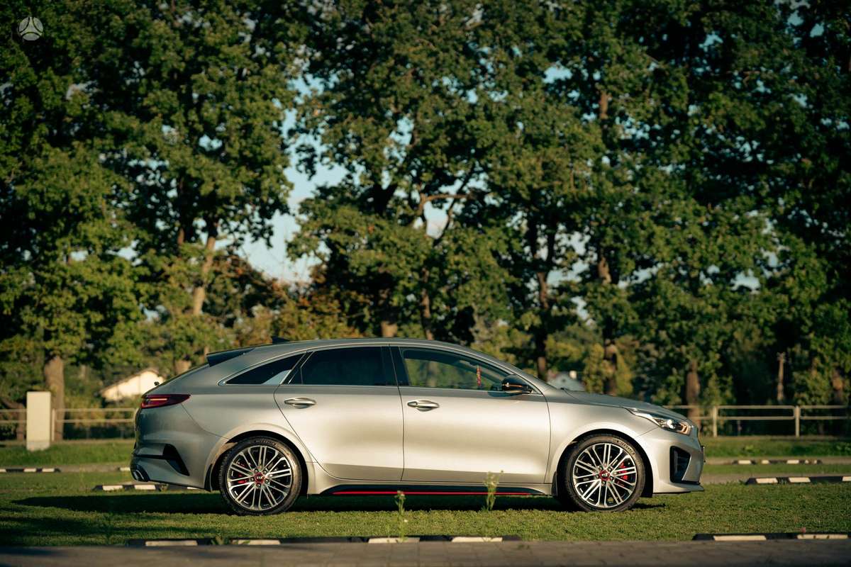 Kia ProCeed, 1.6 l., Хэтчбек