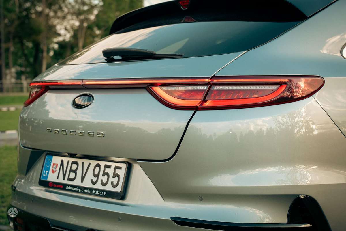 Kia ProCeed, 1.6 l., Хэтчбек