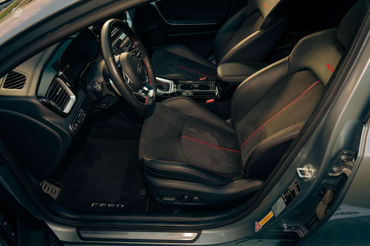 Kia ProCeed, 1.6 l., Хэтчбек