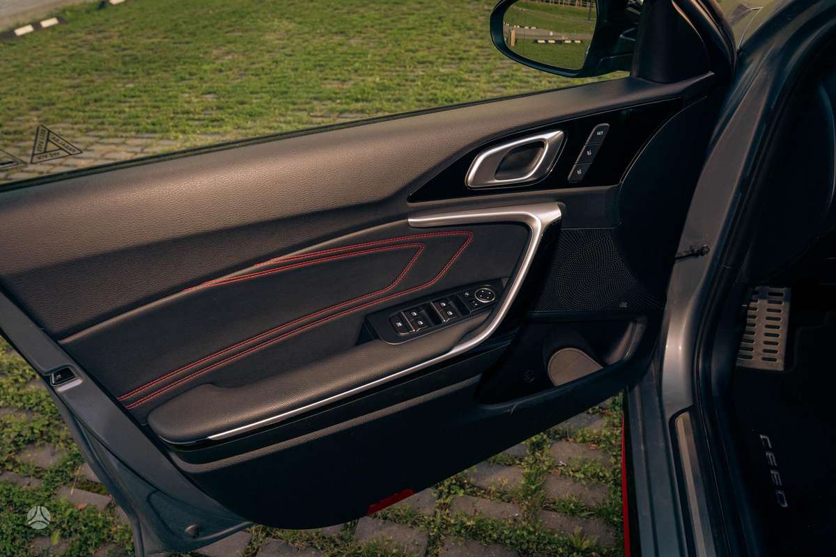 Kia ProCeed, 1.6 l., Хэтчбек