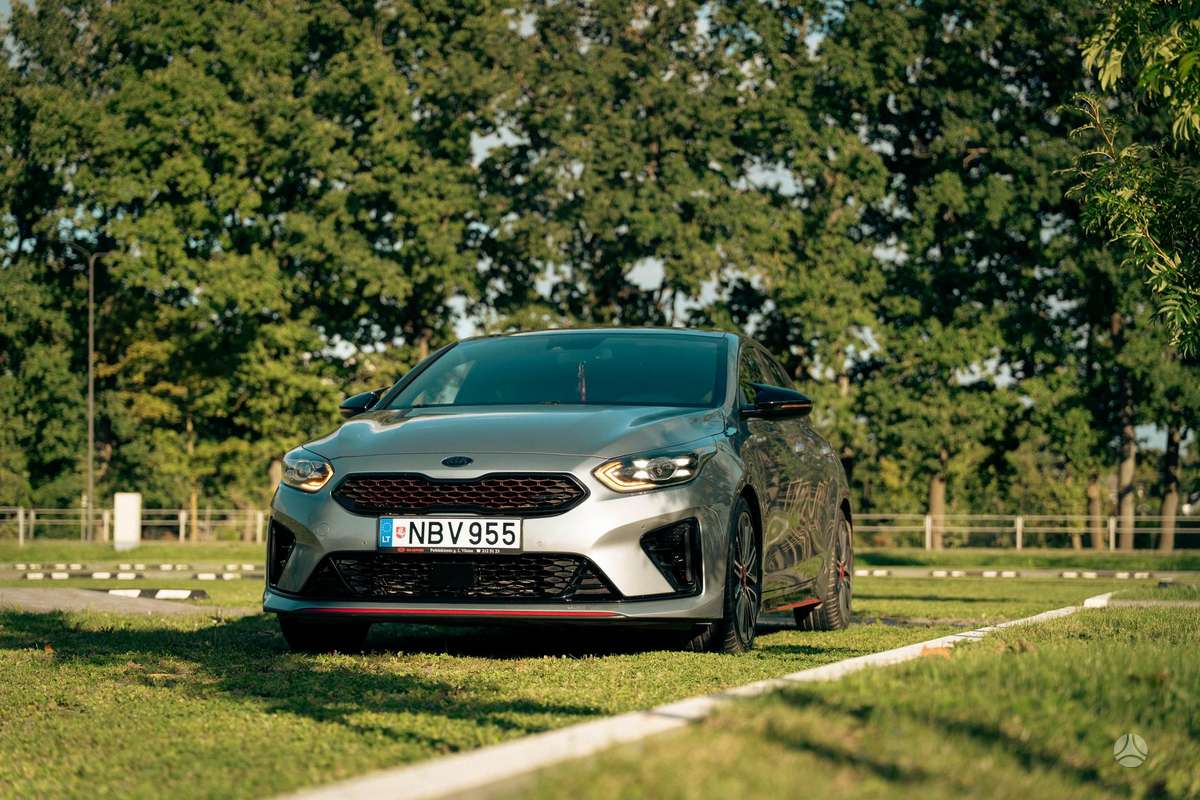 Kia ProCeed, 1.6 l., hatchback