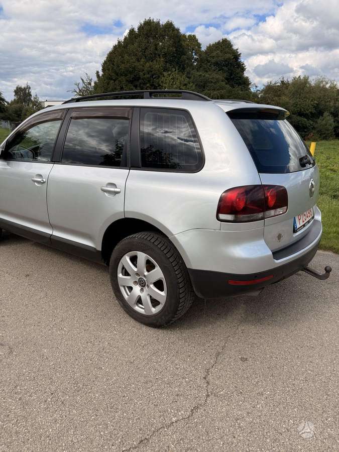 Volkswagen Touareg - 7