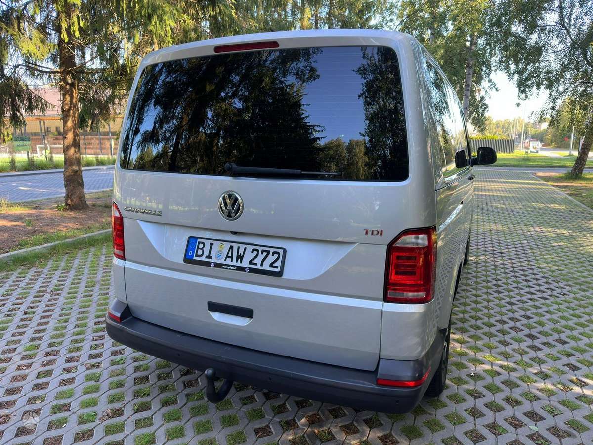 Volkswagen Caravelle - 8