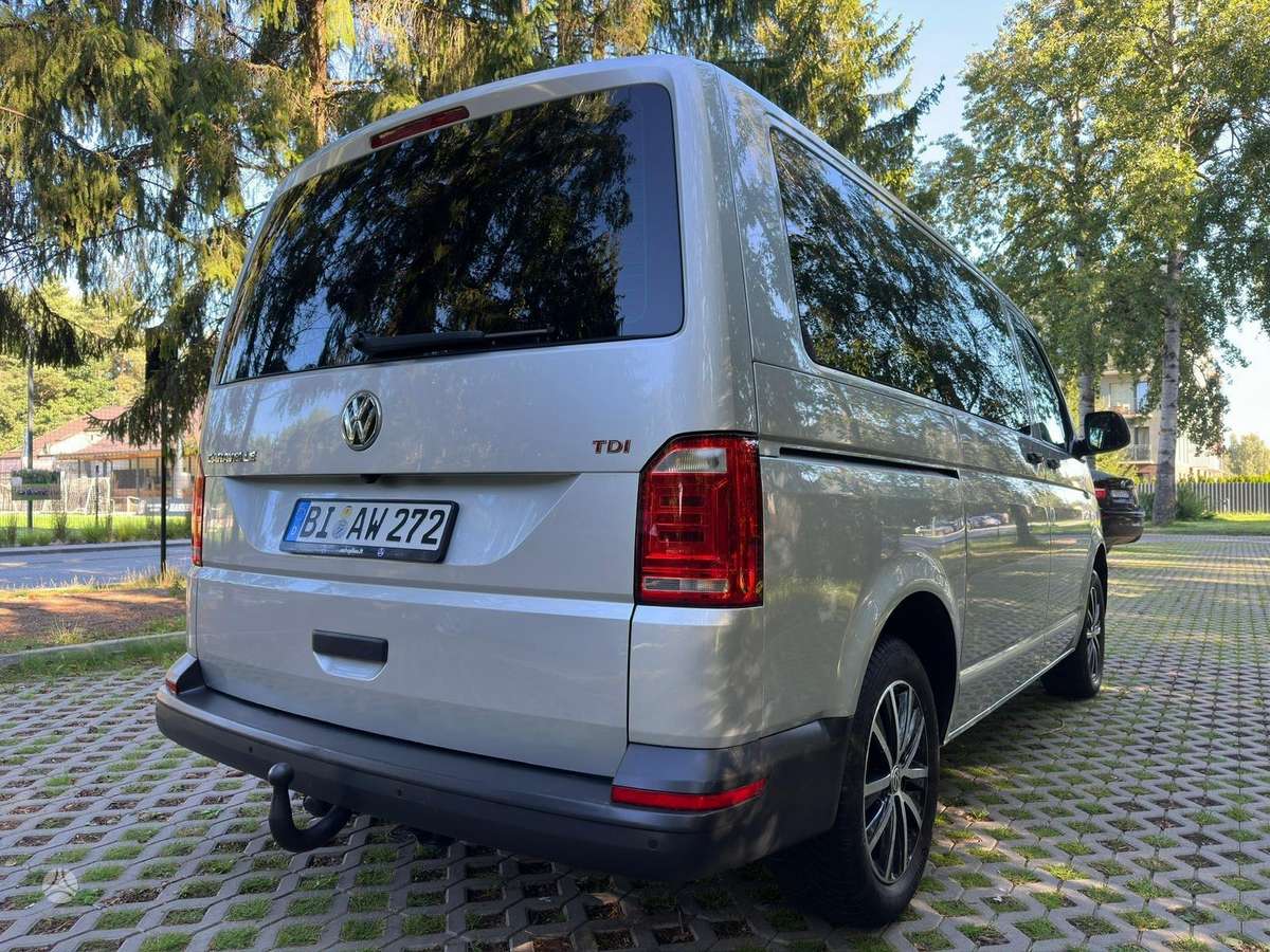 Volkswagen Caravelle - 9