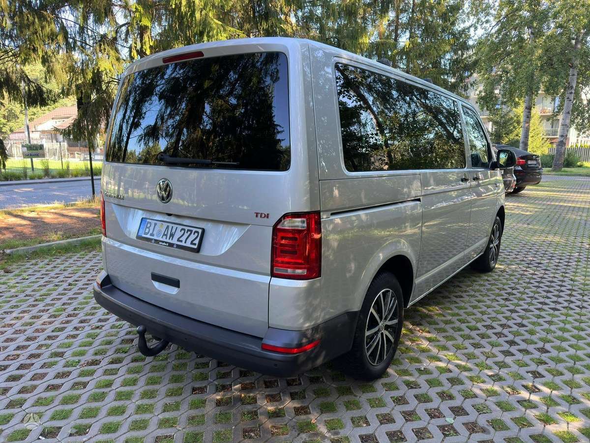 Volkswagen Caravelle - 10