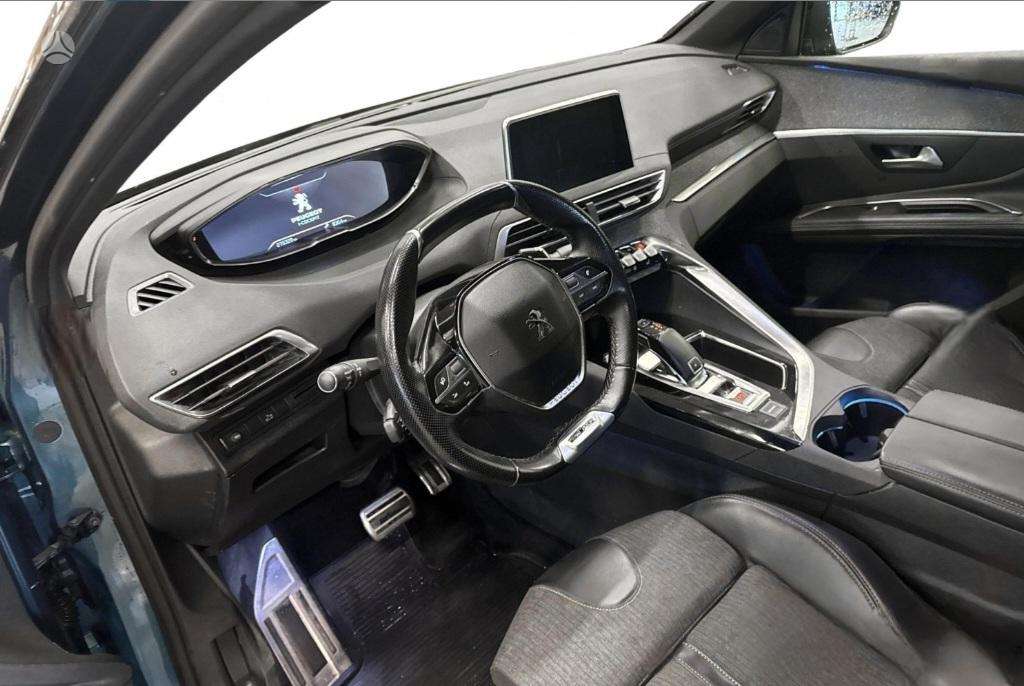 Peugeot 5008 - 9