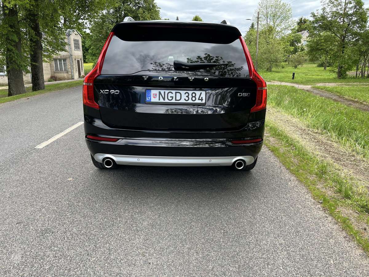 Volvo XC90 - 3